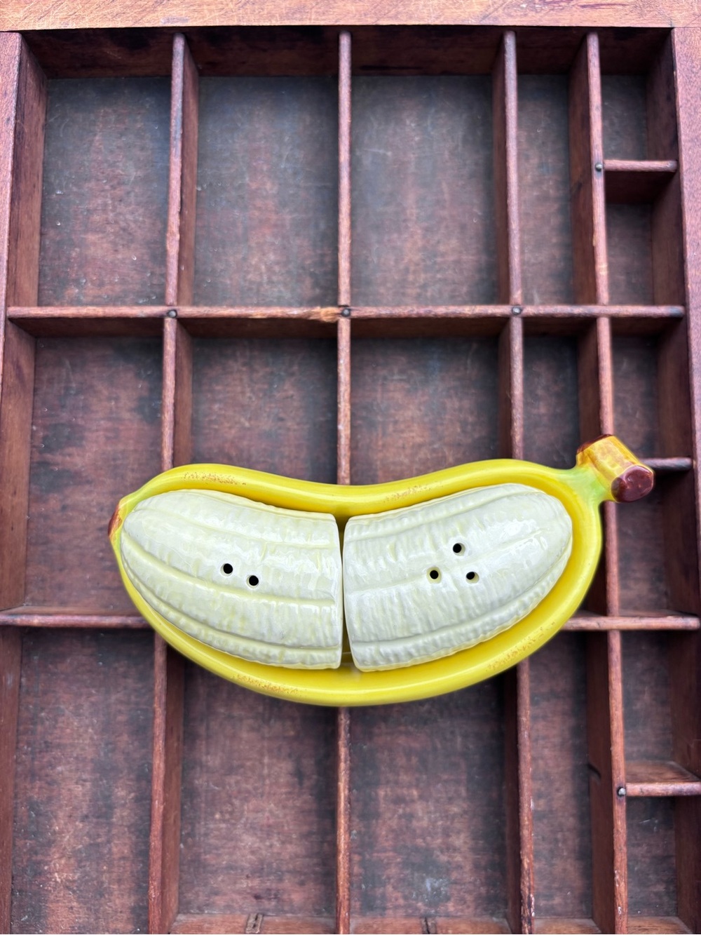 Vintage Banana Salt & Pepper Shaker
